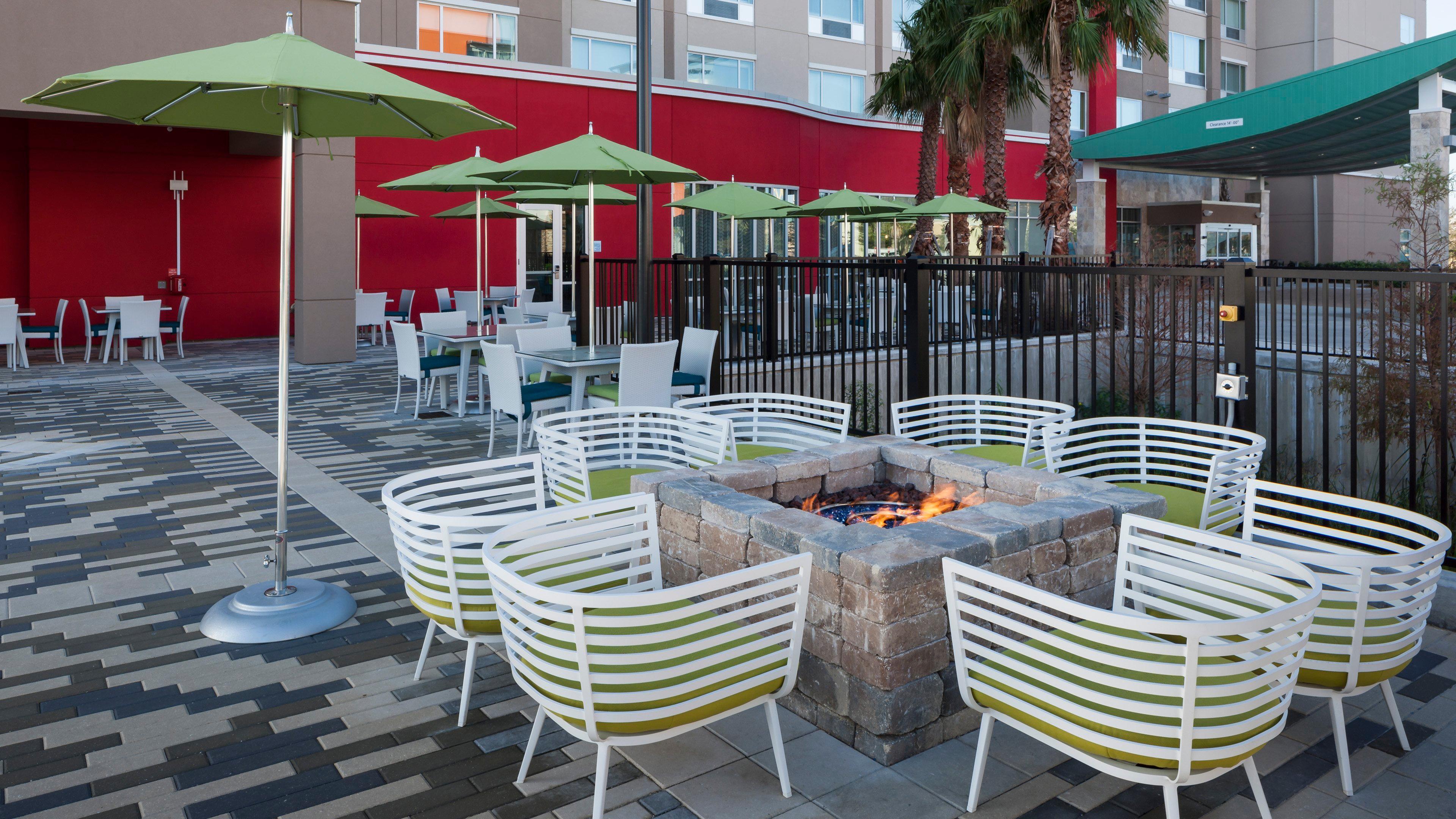 Holiday Inn Express & Suites - Orlando At Seaworld, An Ihg Hotel Екстер'єр фото